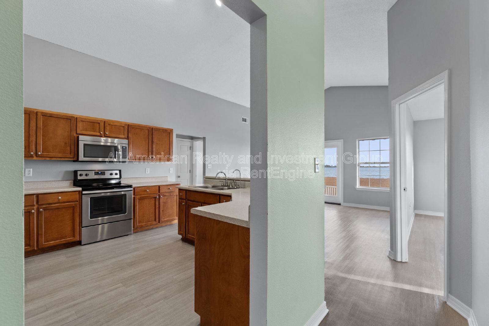 742 Saltair Lane property image