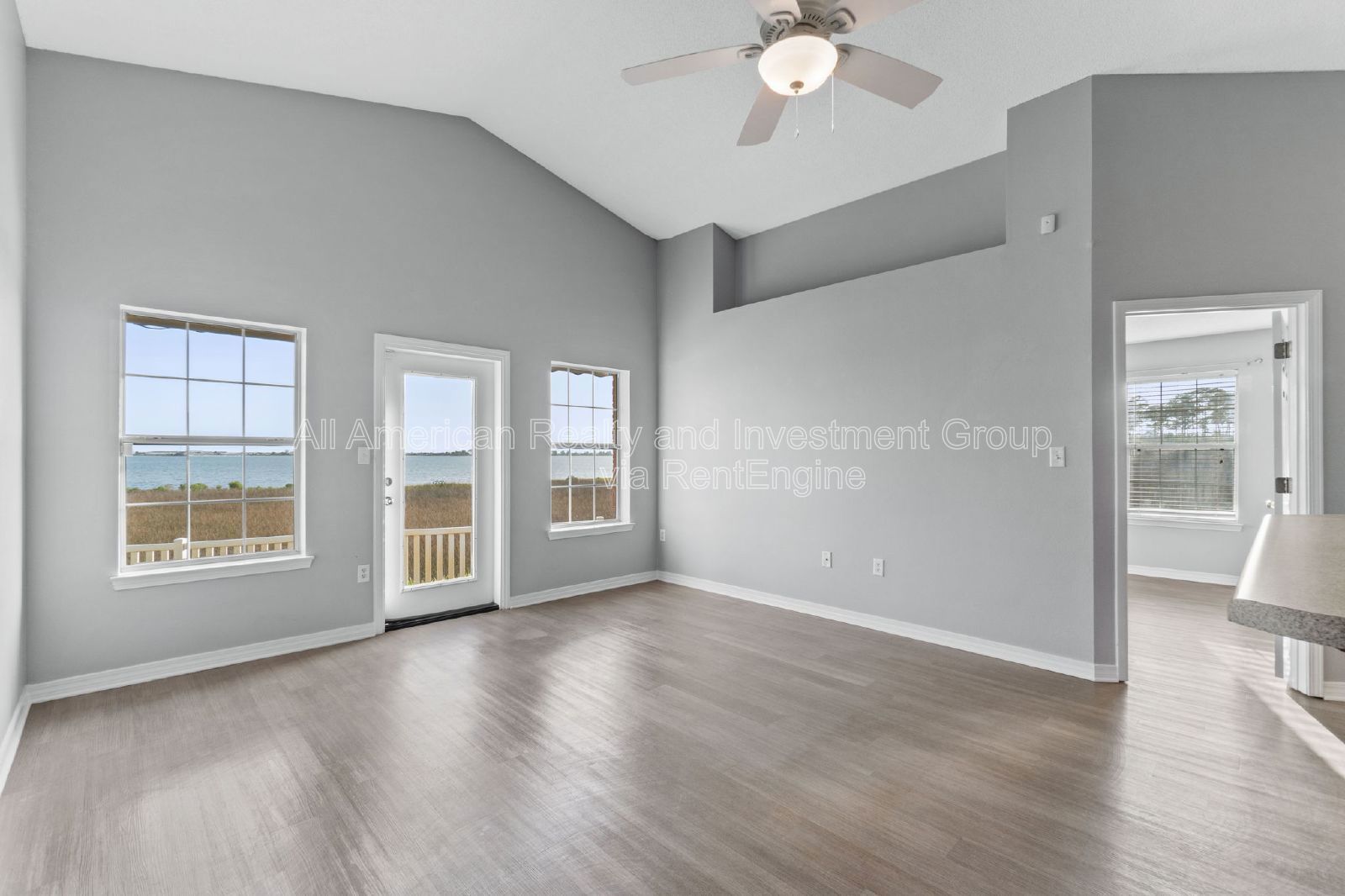 742 Saltair Lane property image