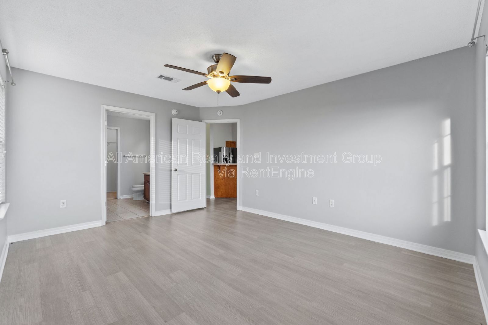 742 Saltair Lane property image