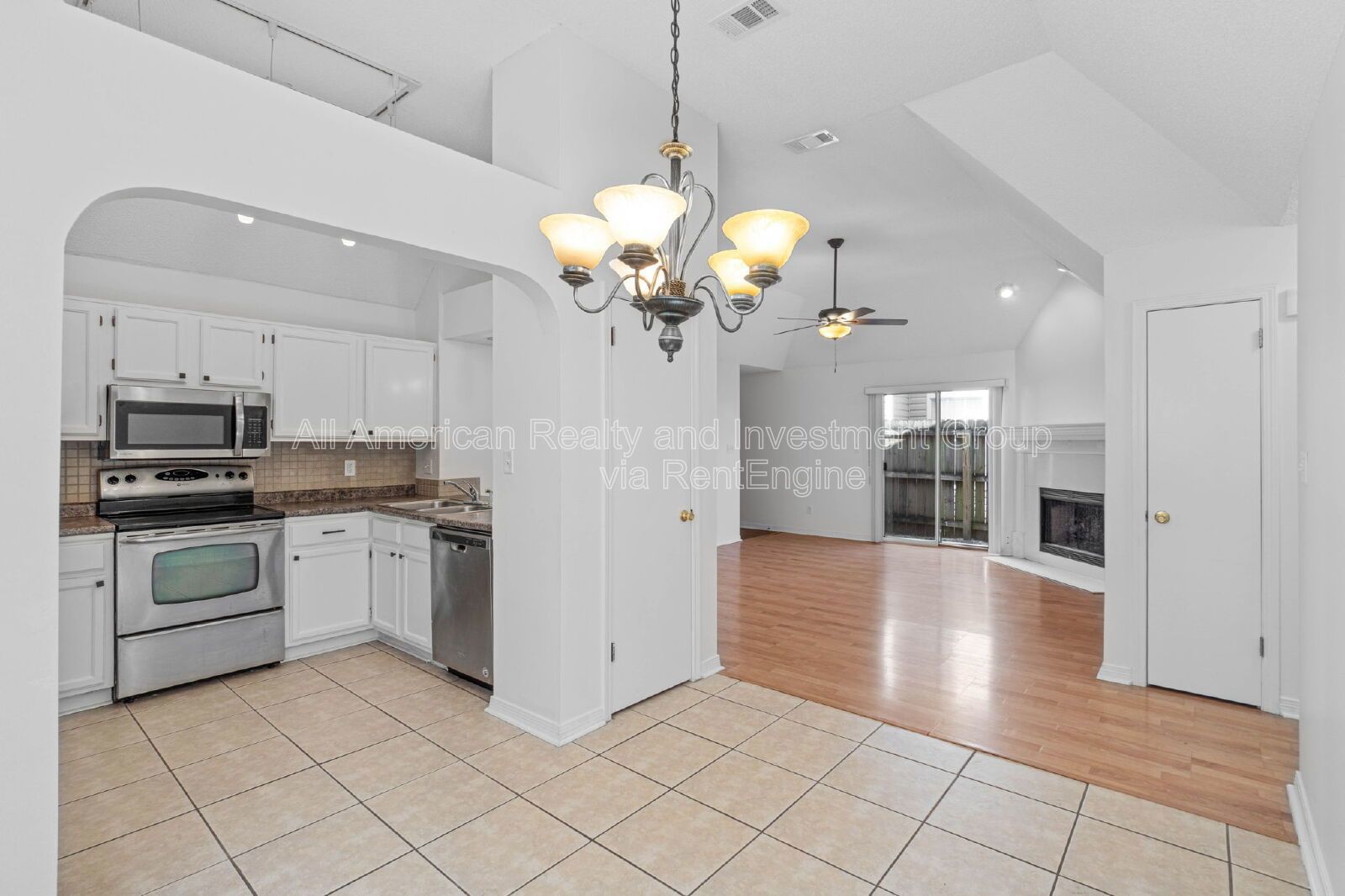 1721 Colonial Court property image