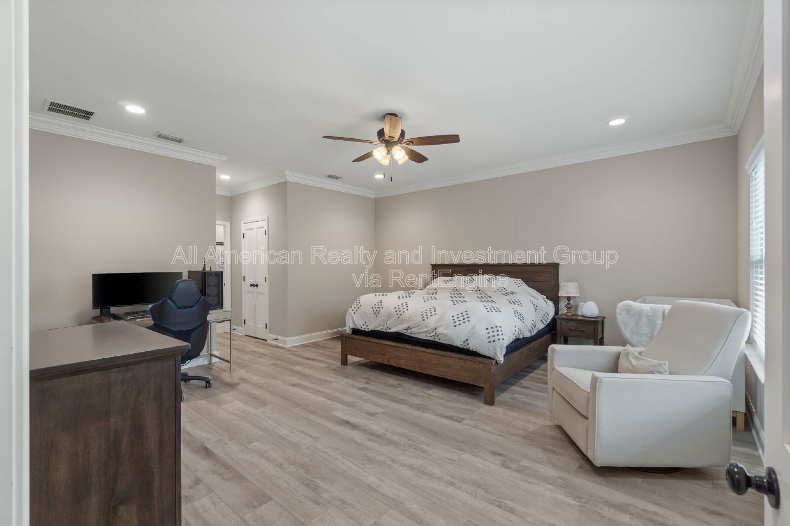 33 8th Avenue property image