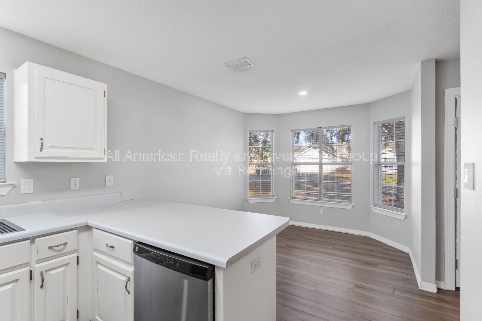 908 Emily Circle property image