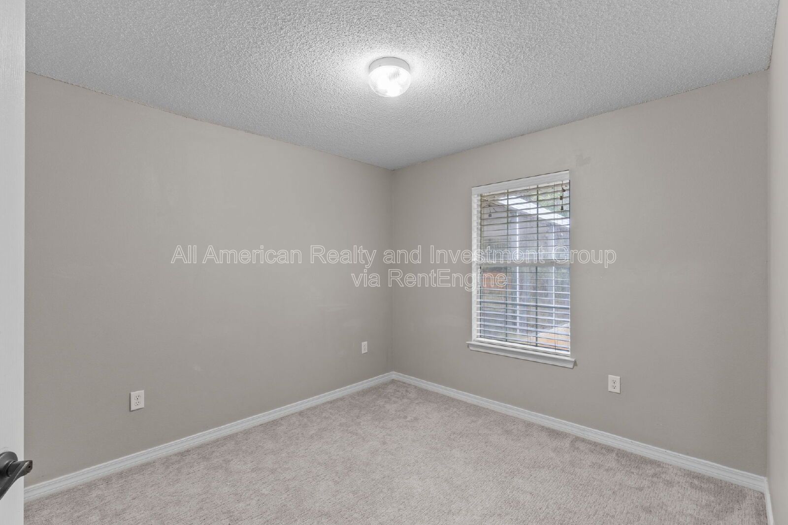 917 Lajolla Lane property image