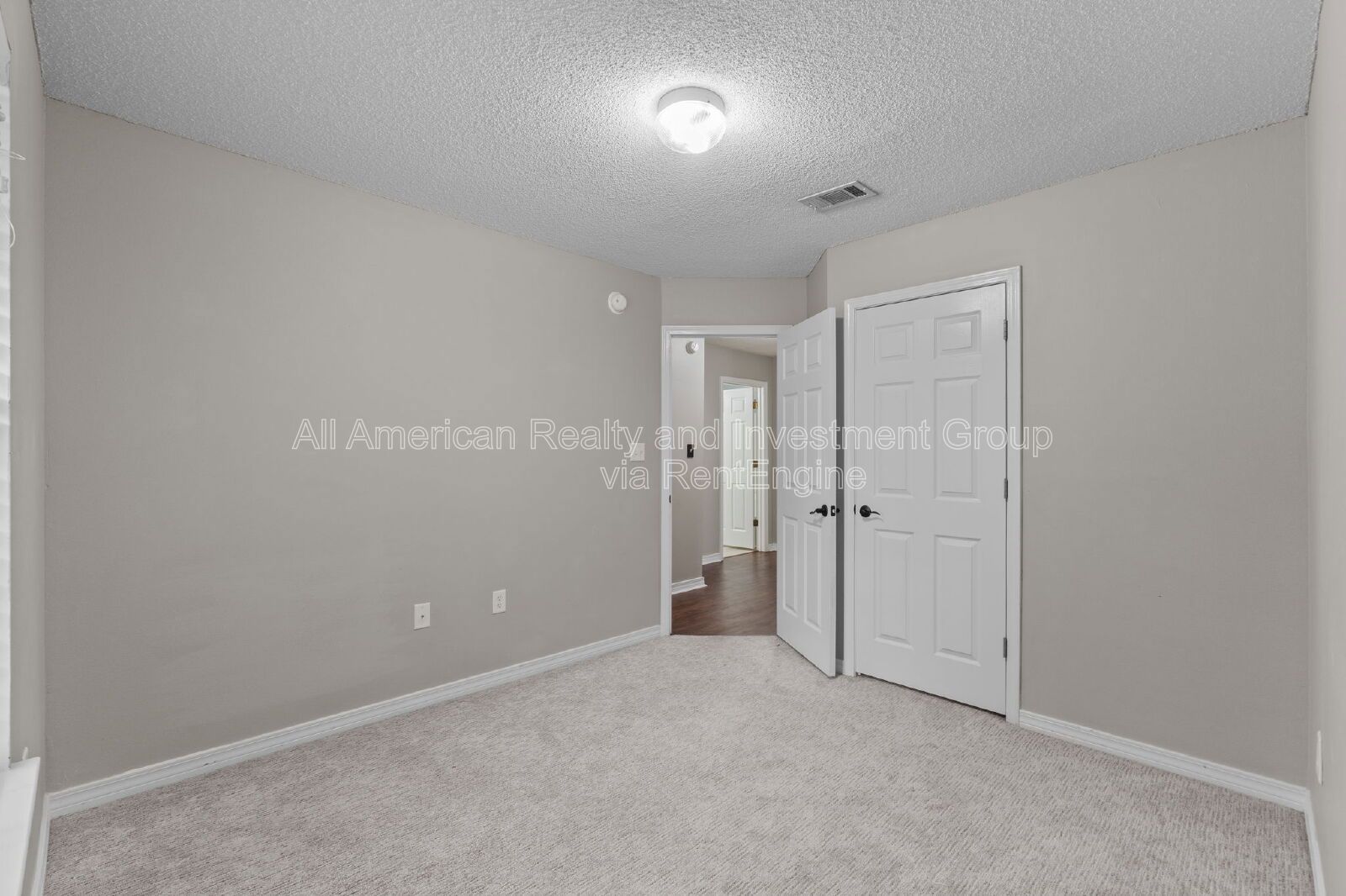 917 Lajolla Lane property image