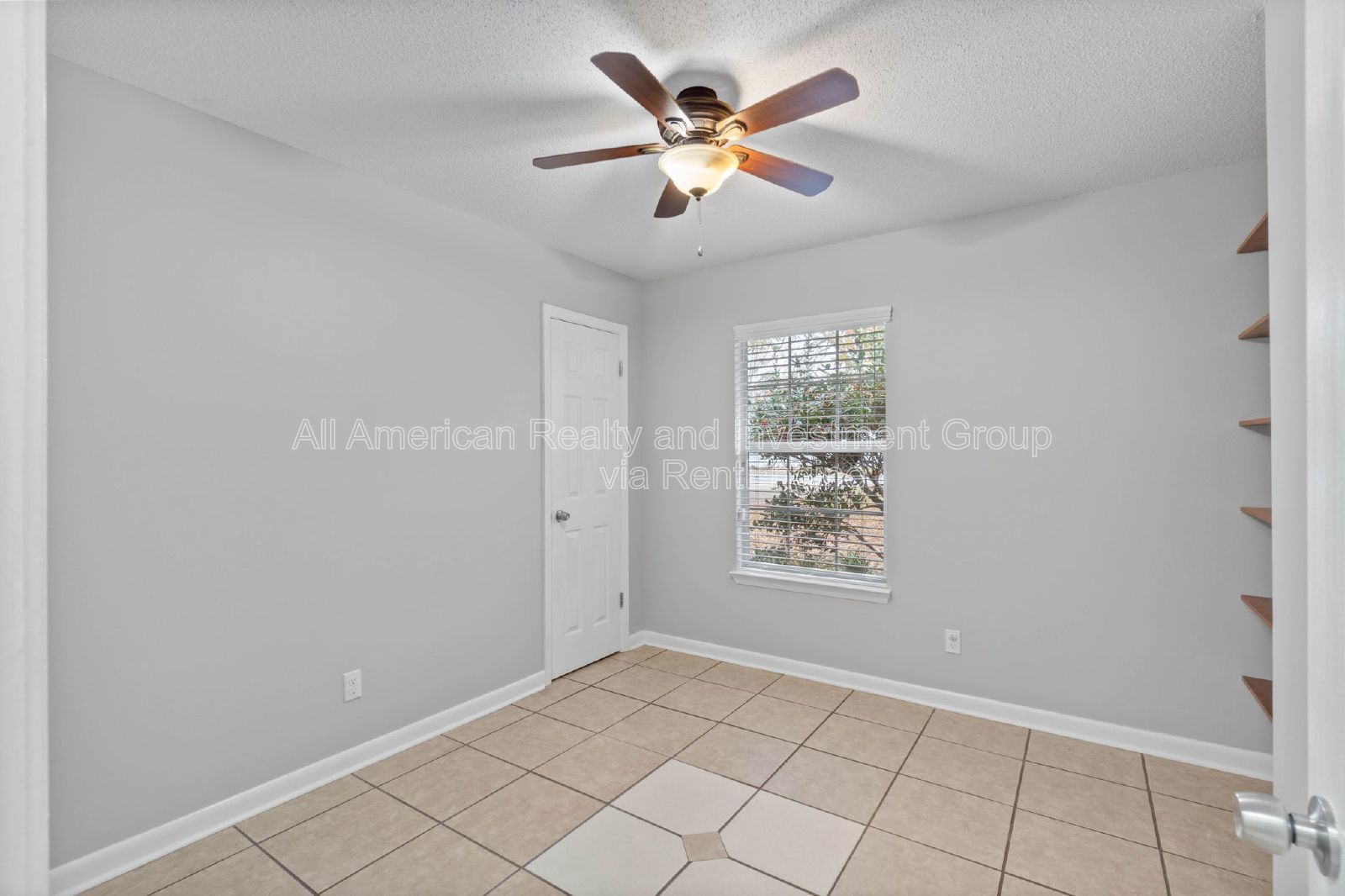 202 Stephen Avenue property image