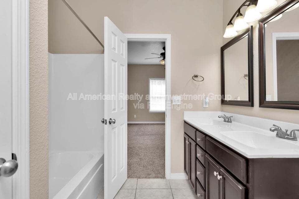 994 Leigh Ann Lane property image