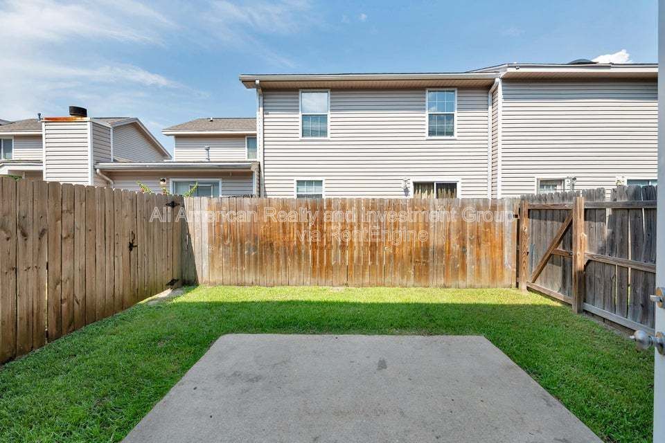 994 Leigh Ann Lane property image