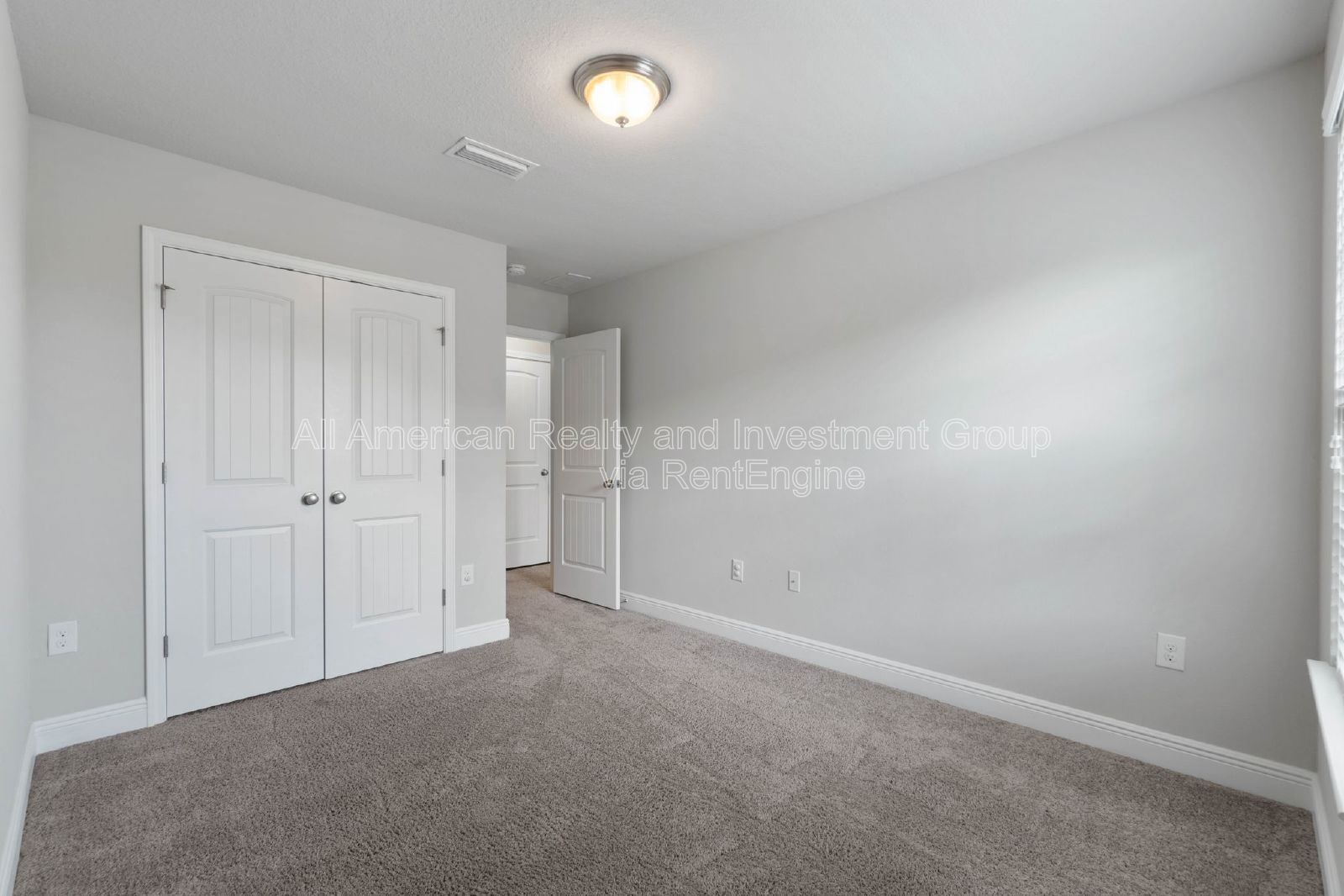 8827 Little Cormorant Ln property image