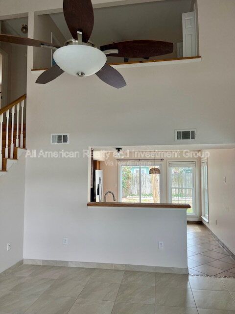 366 Canterbury Circle NW property image