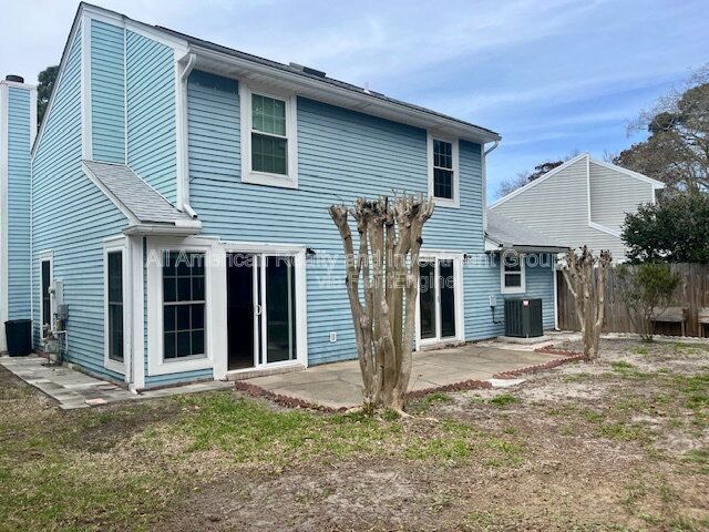 366 Canterbury Circle NW property image