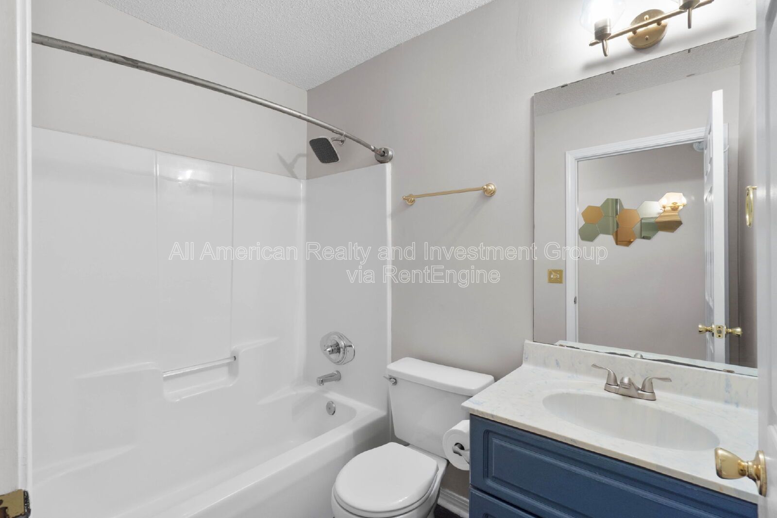 504 Easy Street property image