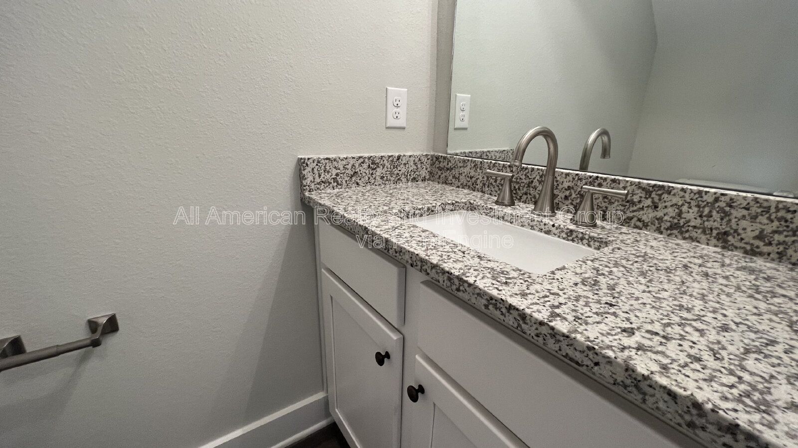 400 Mattie M Kelly Blvd property image