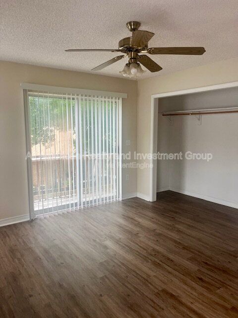 104 Hydac Road B property image