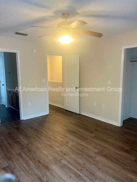 104 Hydac Road B property image