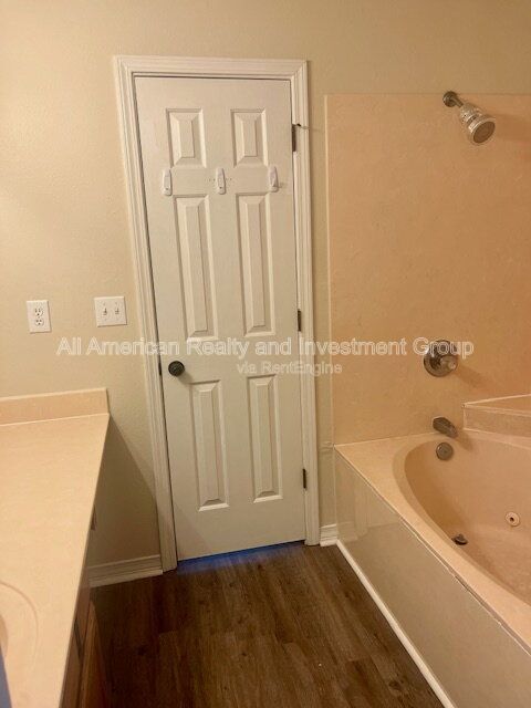 104 Hydac Road B property image