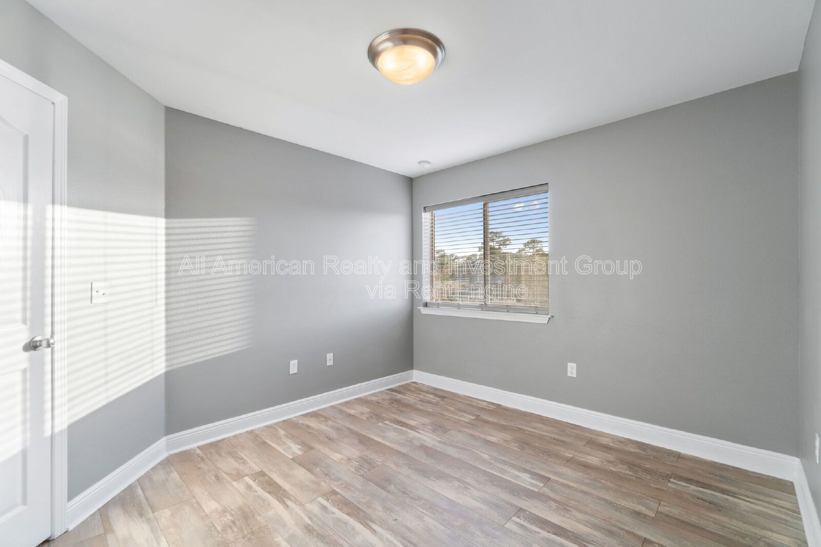 377 Miranda Court property image