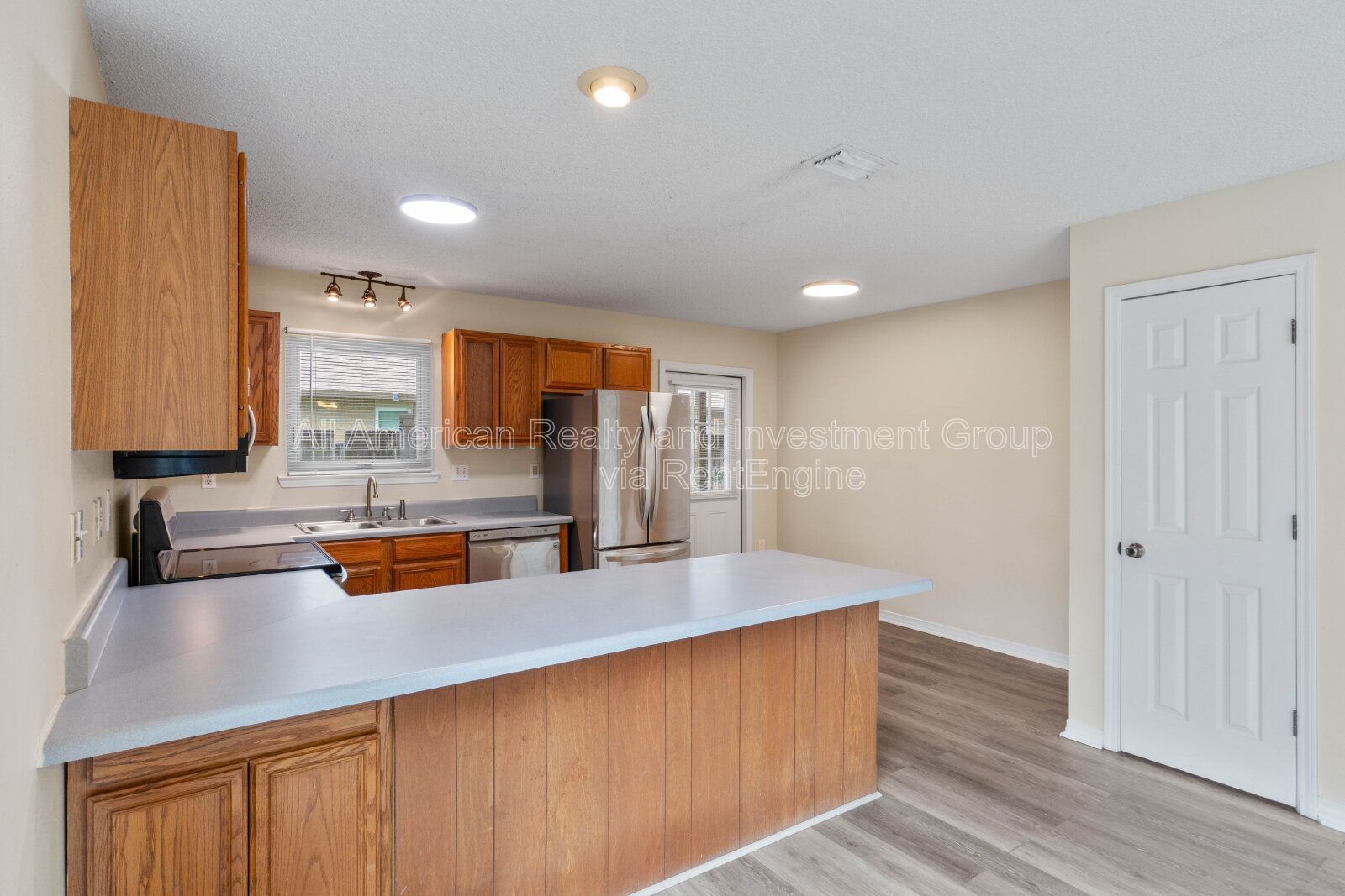 104 Hydac Road B property image