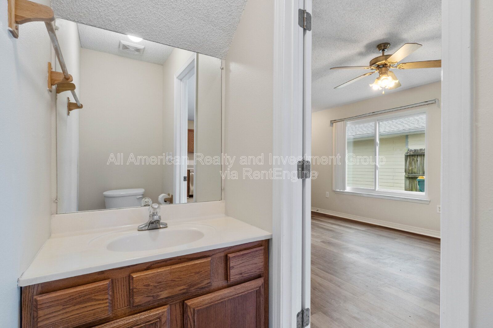104 Hydac Road B property image