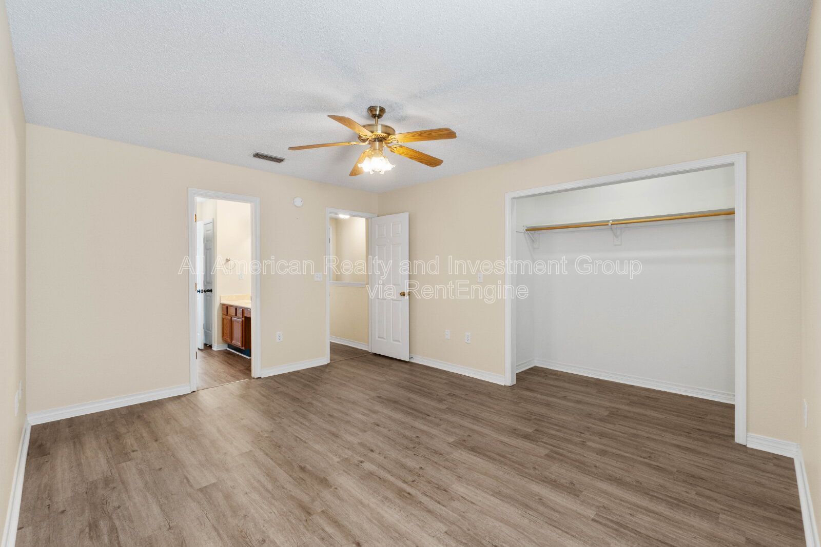 104 Hydac Road B property image