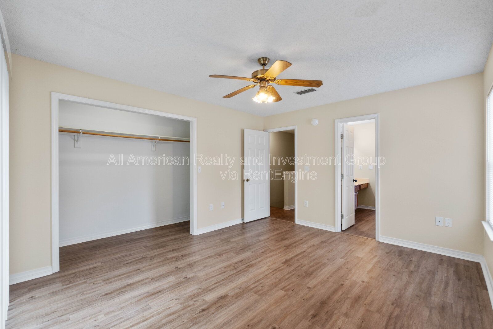 104 Hydac Road B property image