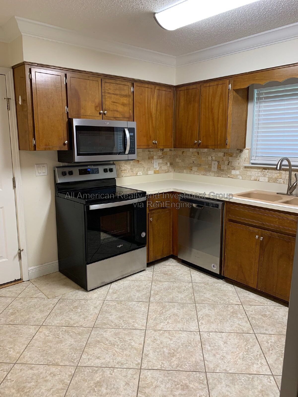 228 Echo Circle property image