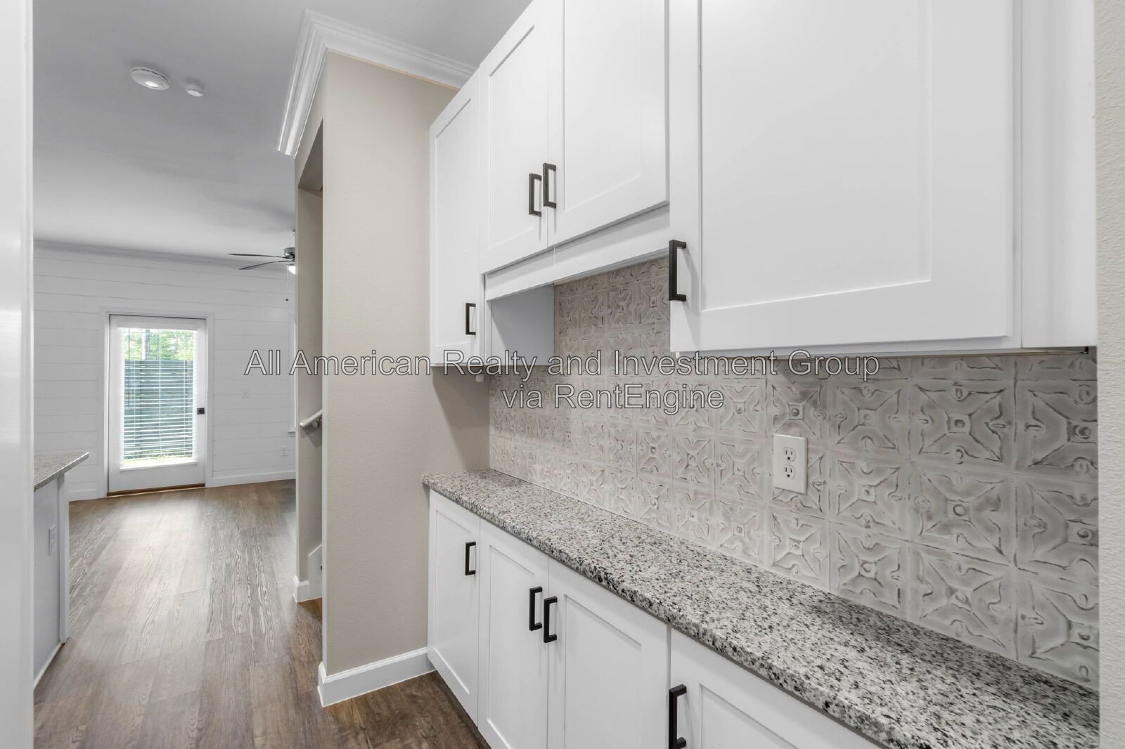 1817 Stable Lane property image