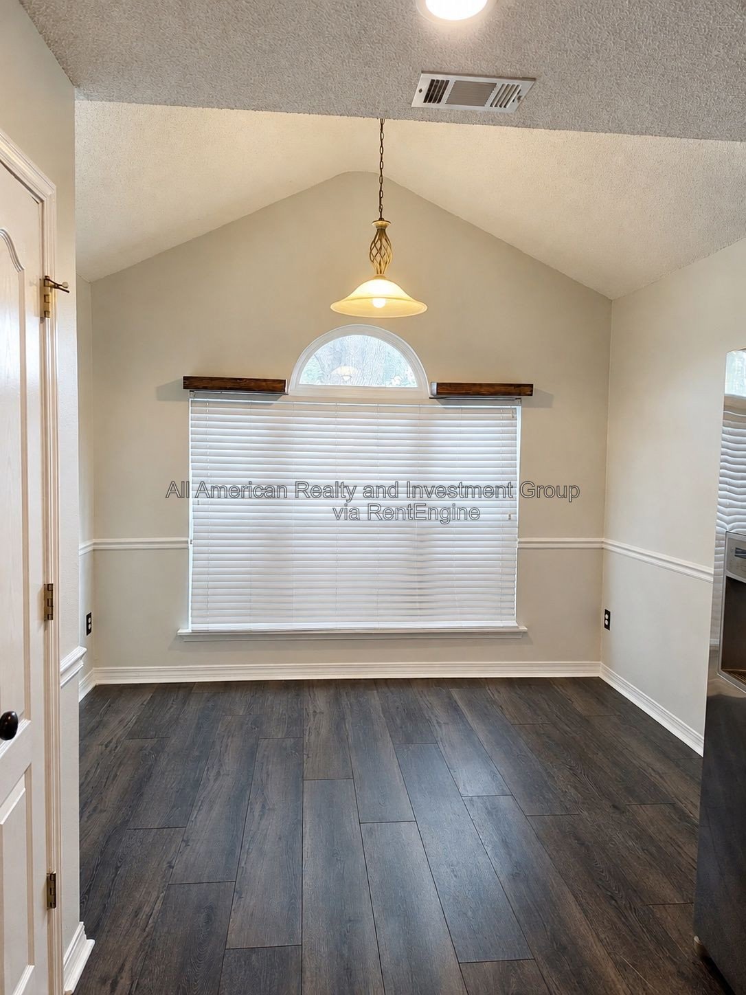 994 John Wayne property image