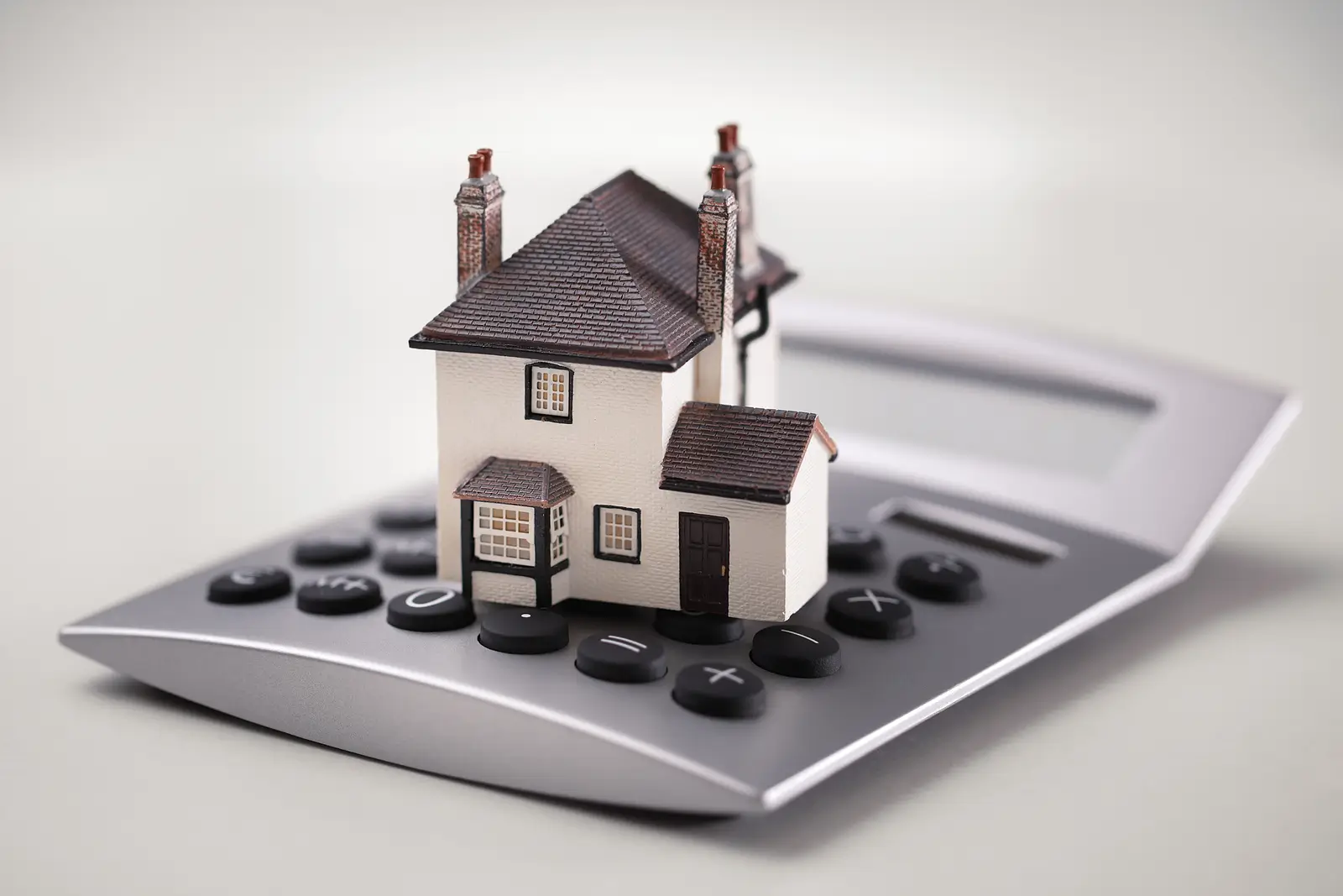 Understanding Cap Rate vs. Cash Flow for Emerald Coast Investors
