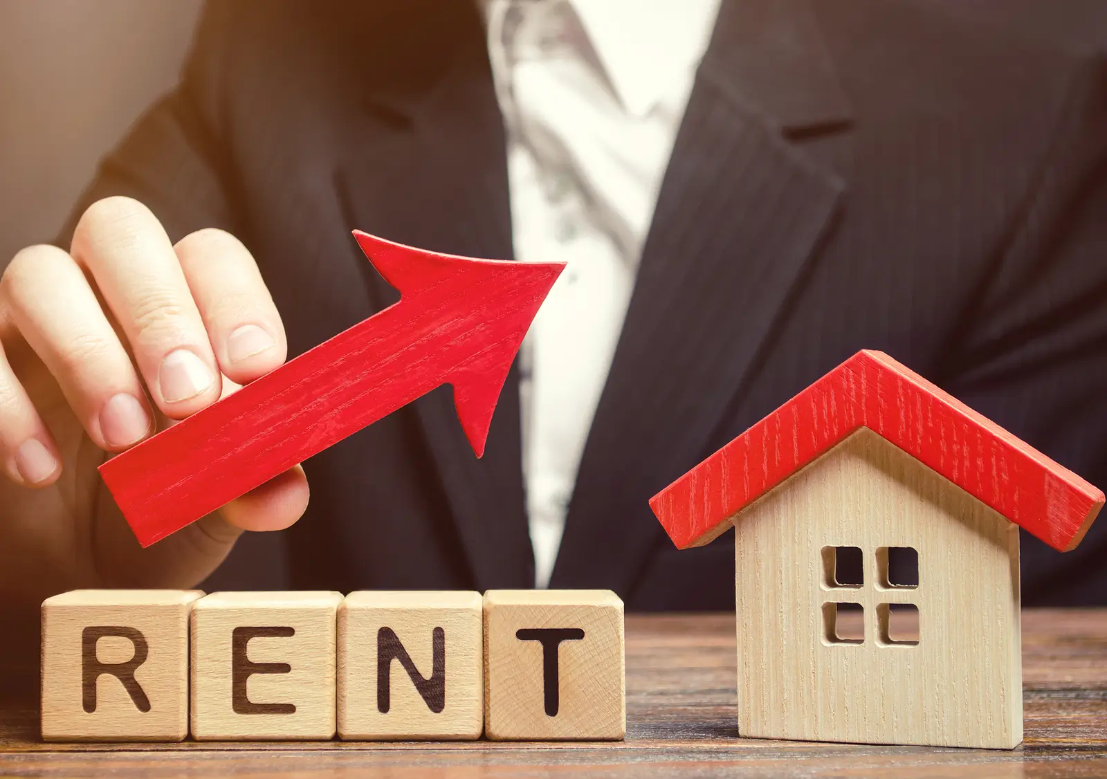 When Should You Raise the Rent? A Guide for Fort Walton Beach Property Owners