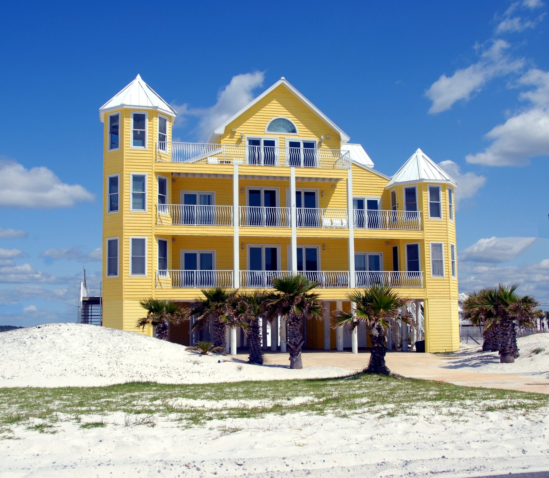 Myths About Rental Property Pricing in Fort Walton Beach, FL